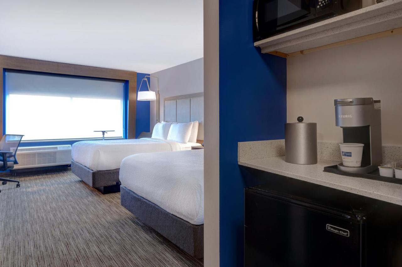Holiday Inn Express & Suites - Brighton By Ihg Esterno foto