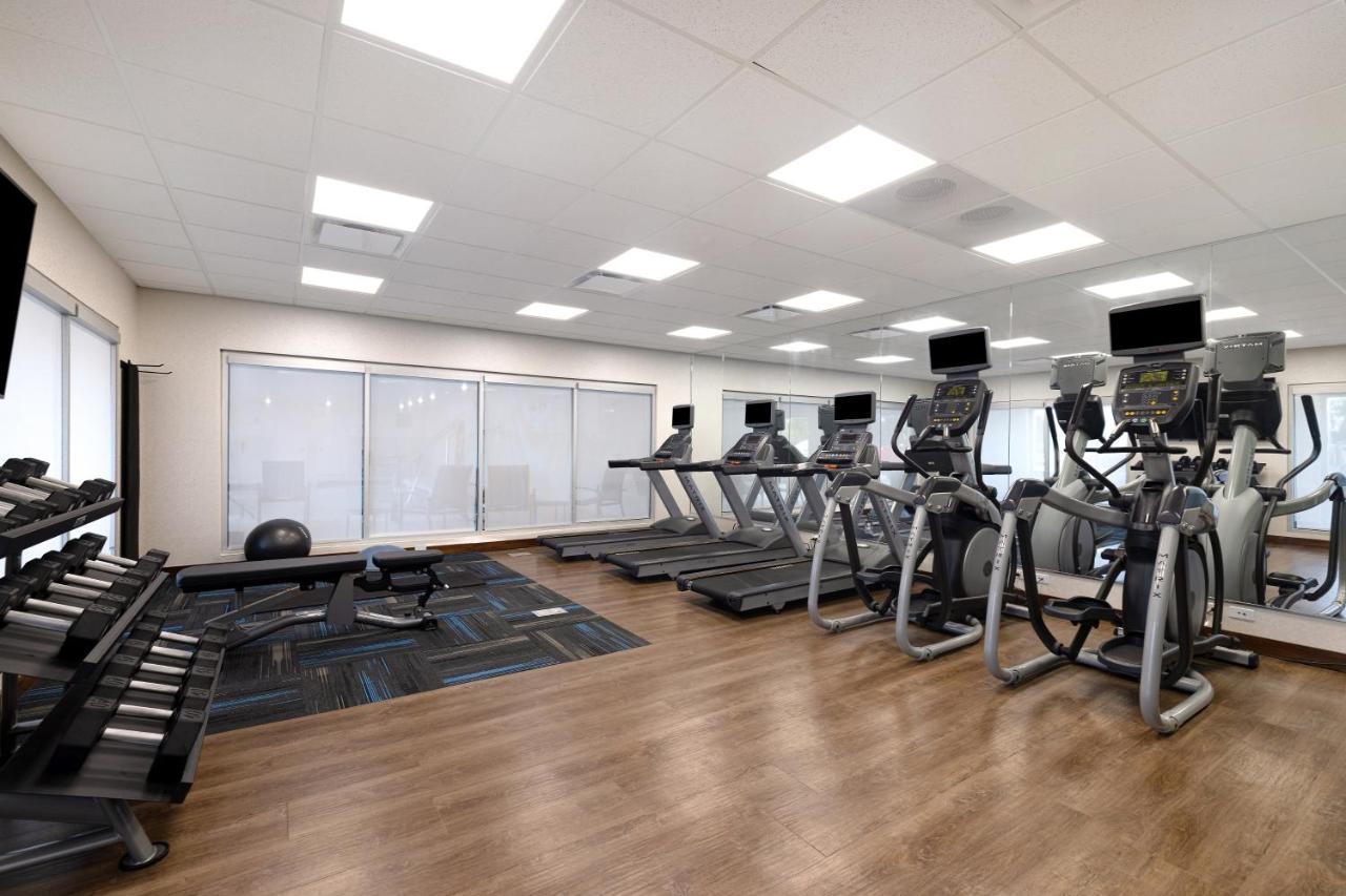 Holiday Inn Express & Suites - Brighton By Ihg Esterno foto