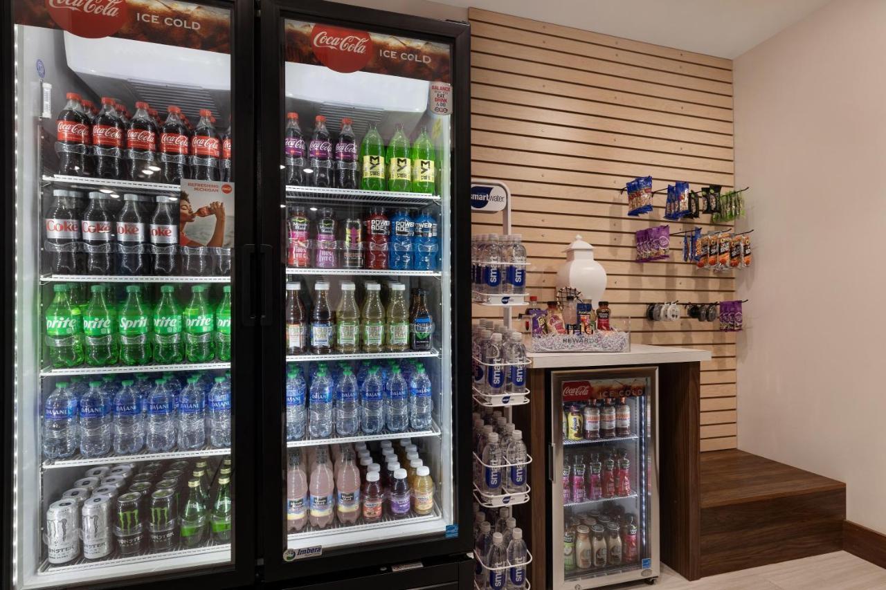 Holiday Inn Express & Suites - Brighton By Ihg Esterno foto
